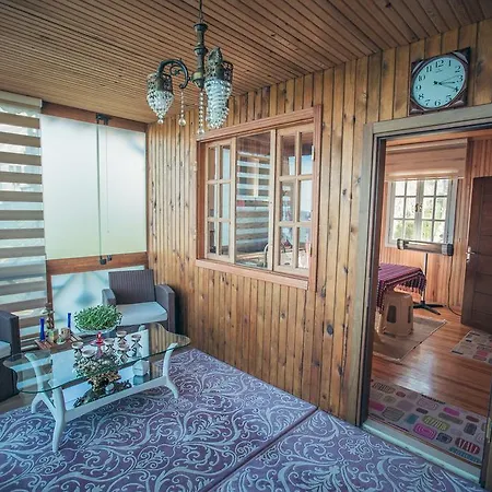 Holiday home Bungalo-1