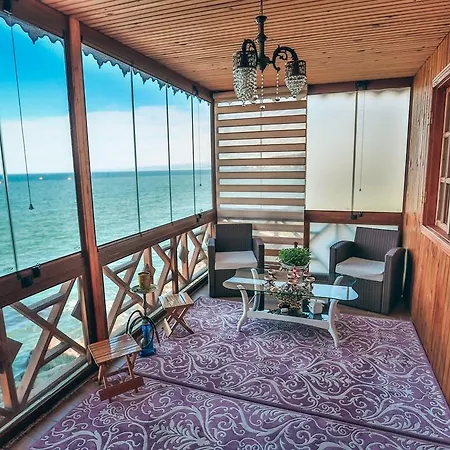Holiday home Bungalo-1 *